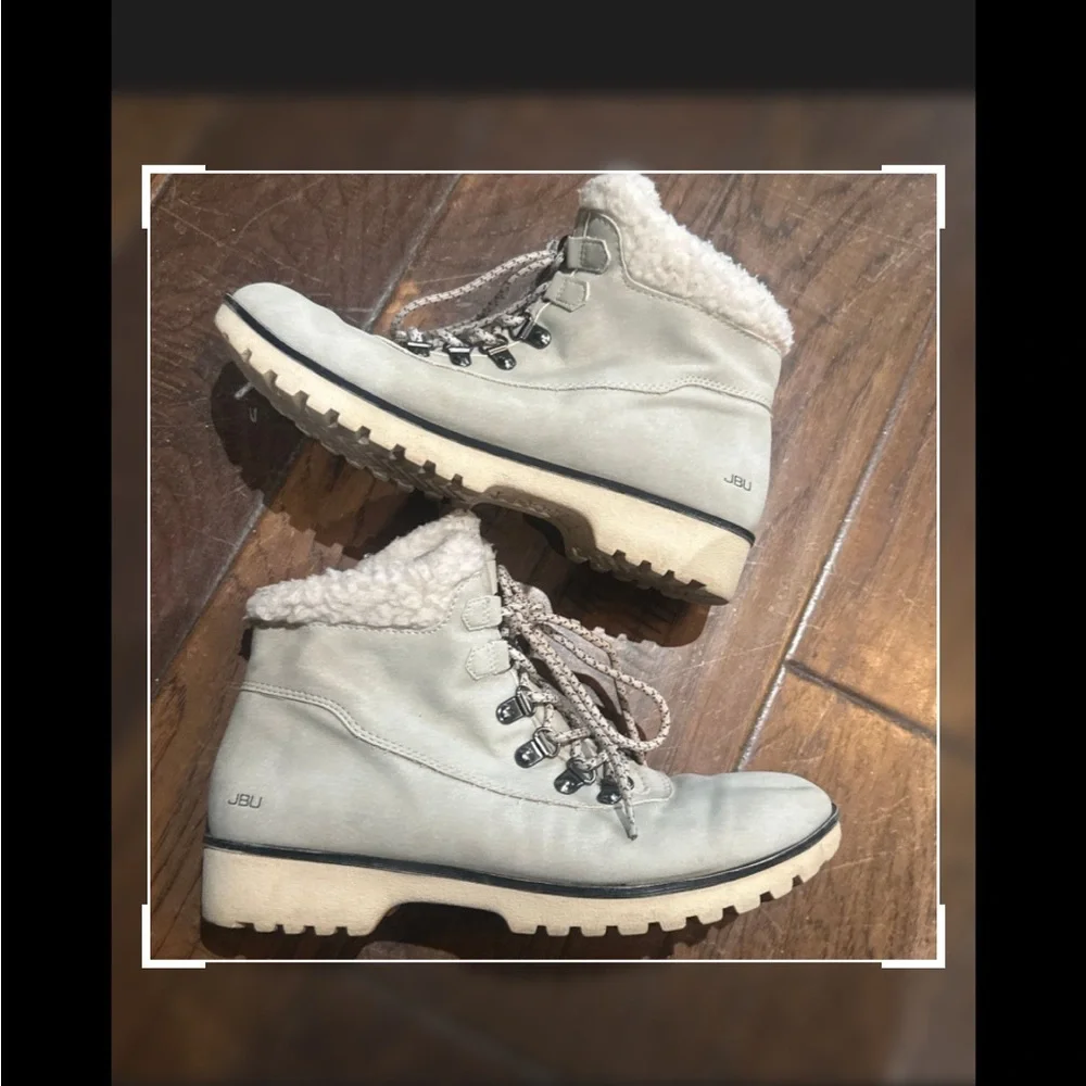 JBU‎ Jambu Women's Cream Winter Boots size 7.5 water resistant